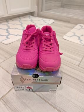 Skechers Night Shades Hot Pink Athletic Sneakers 8.5